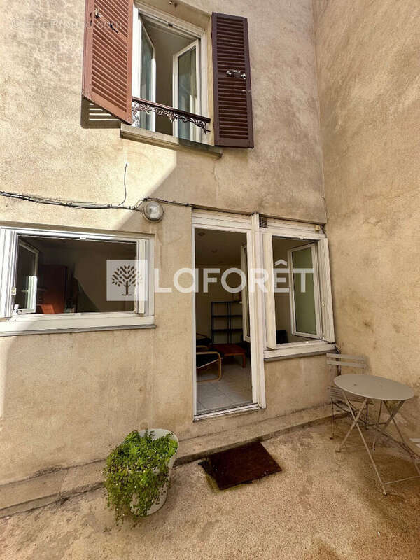 Appartement à LE PERREUX-SUR-MARNE