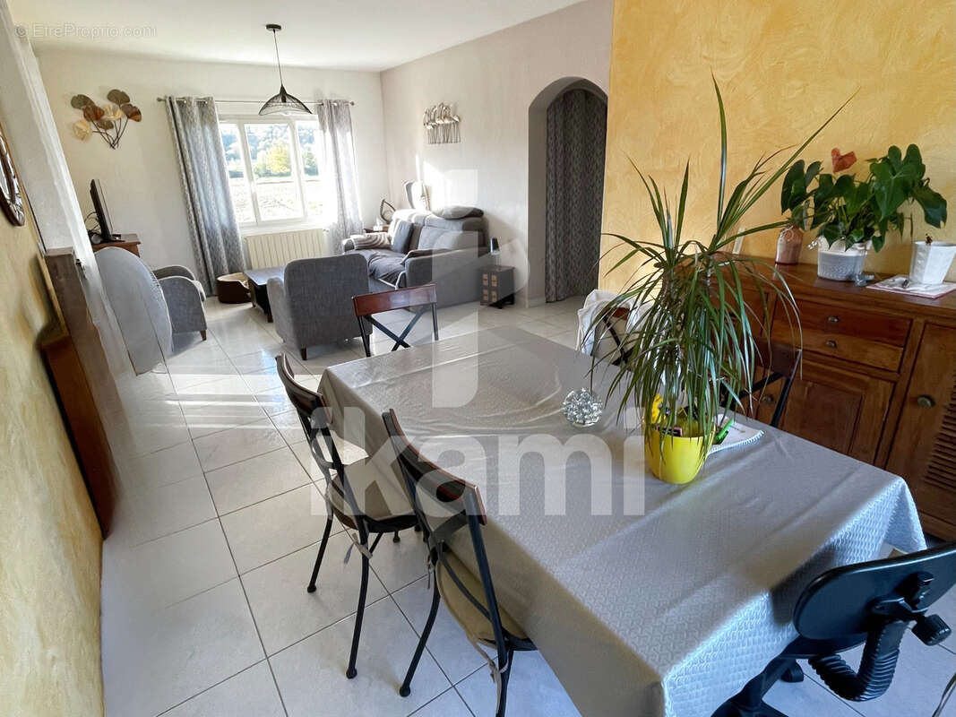 Maison à BEAUMONT-LES-VALENCE