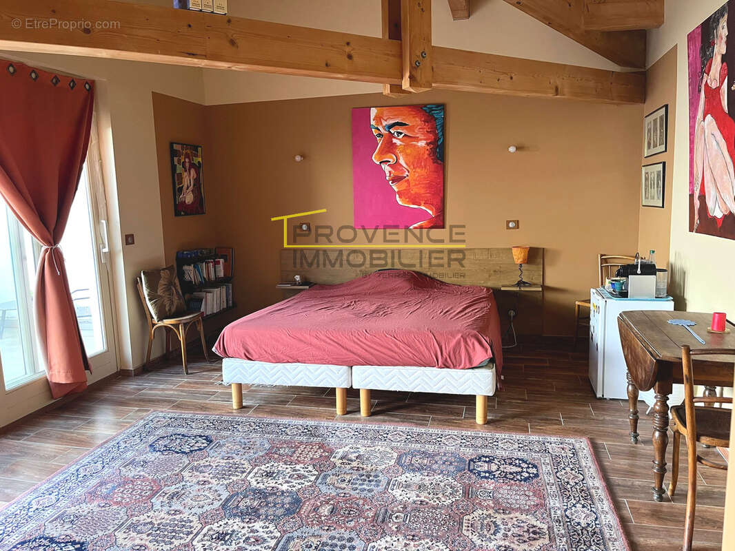 Appartement à MONTBOUCHER-SUR-JABRON