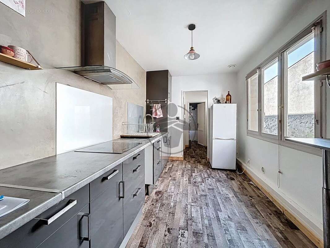 Maison à SAINT-QUENTIN