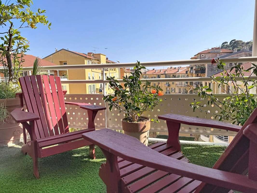 Rare à nice – le port  dernier étage  3/4 pièces d’exception - photo 9