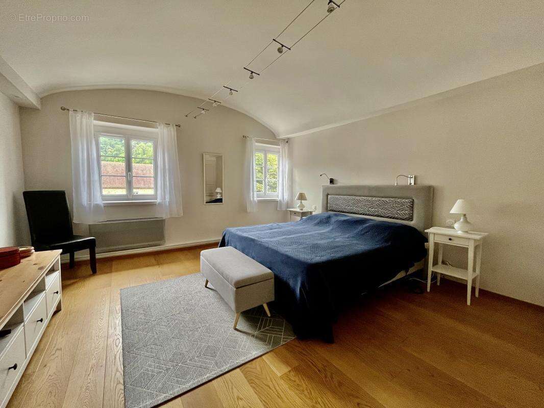 Appartement à DOMARIN