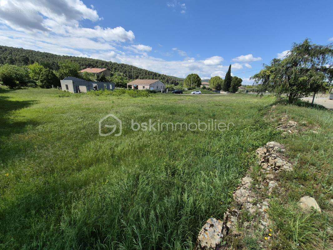 Ensemble immobilier - photo 9