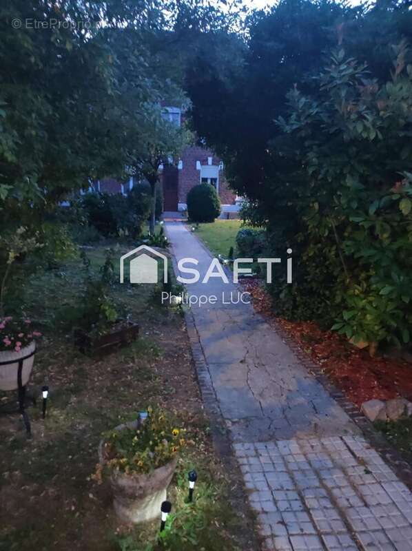 Photo 2 - Maison à ECURIE