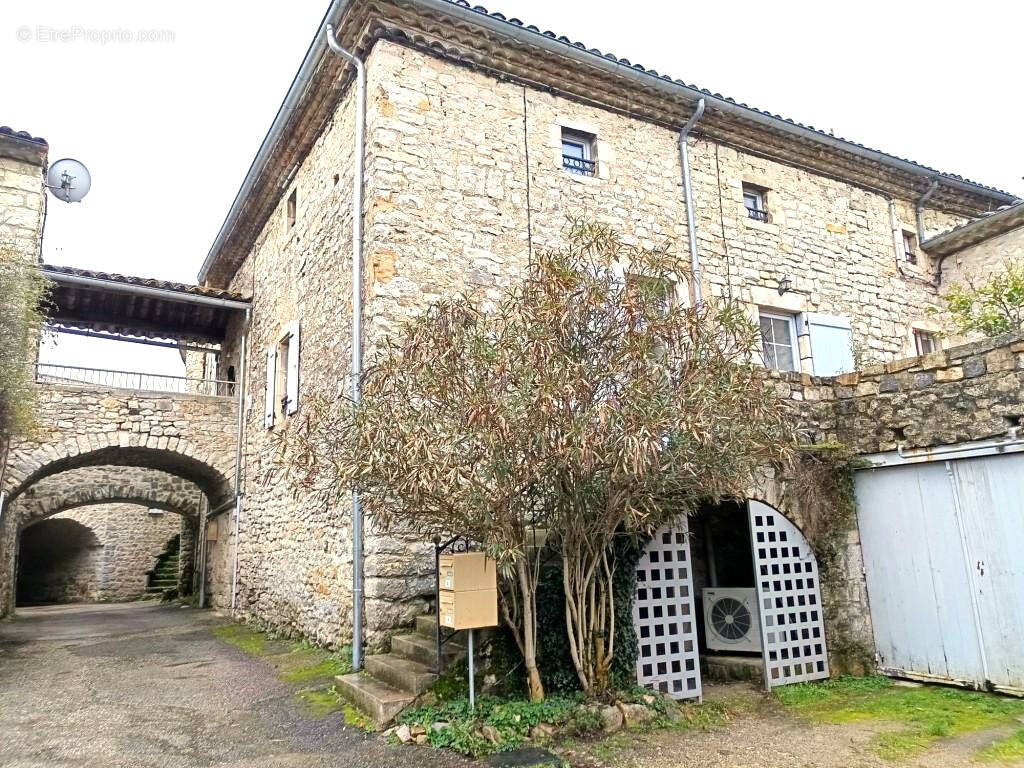 Appartement à SAINT-MAURICE-D&#039;IBIE