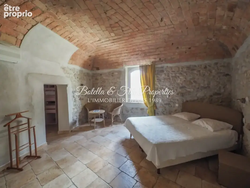 Maison 7 pièces 315 m² à vendre à Barjac (30430) - photo 10