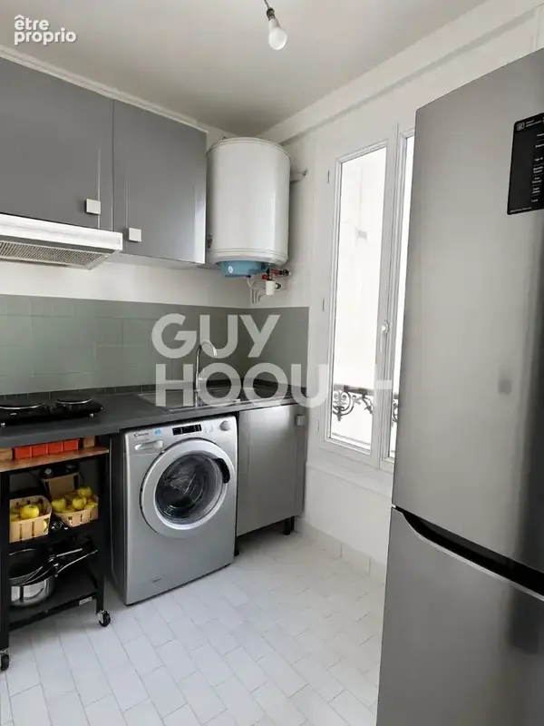 Studio / Lumineux / Calme / En étage / Michel Bizot (L8) - photo 2