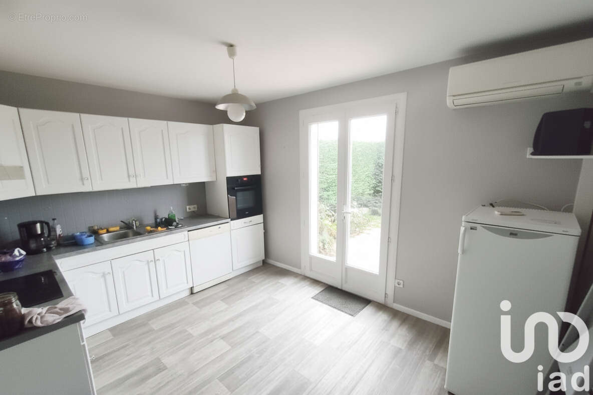 Photo 8 - Maison à COMMELLE-VERNAY