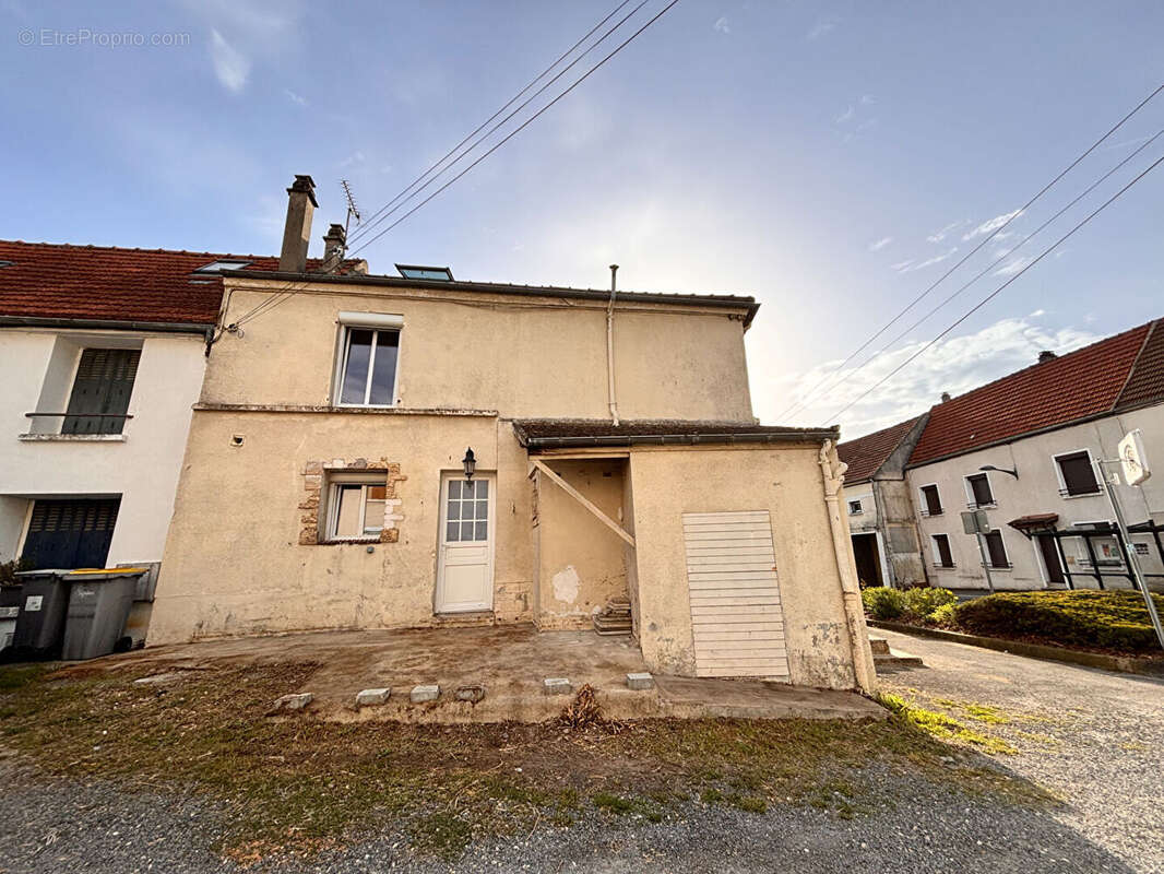 Maison à SAINT-MARD