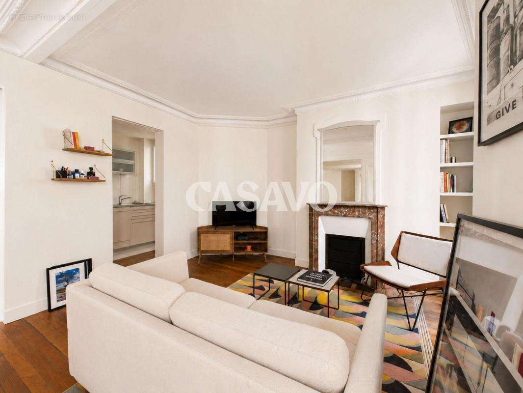 Appartement à PARIS-7E