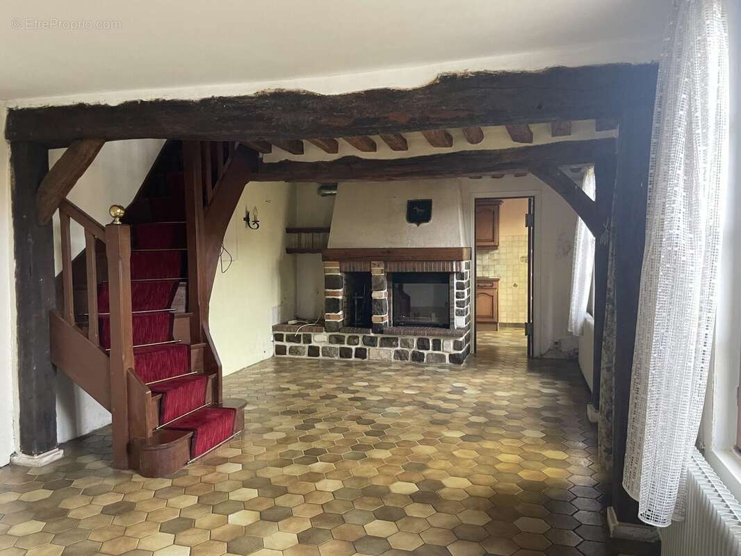Maison à BEAUMONT-LE-ROGER