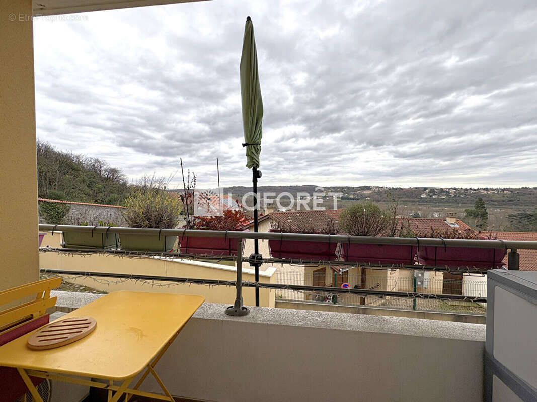 Appartement à GRIGNY