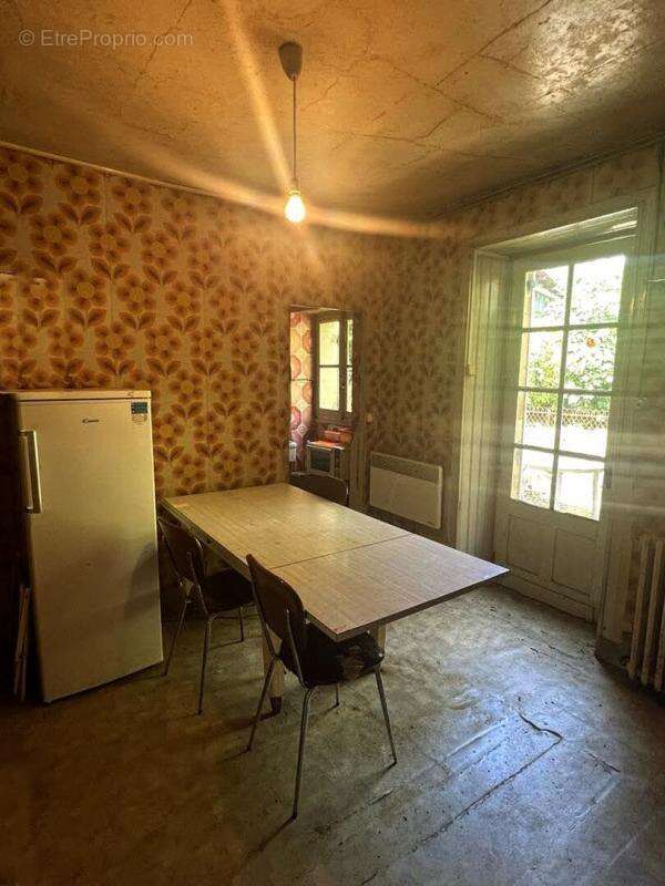 Maison de Maitre à Coulaures 7 pièce(s) 160 m2 - photo 8