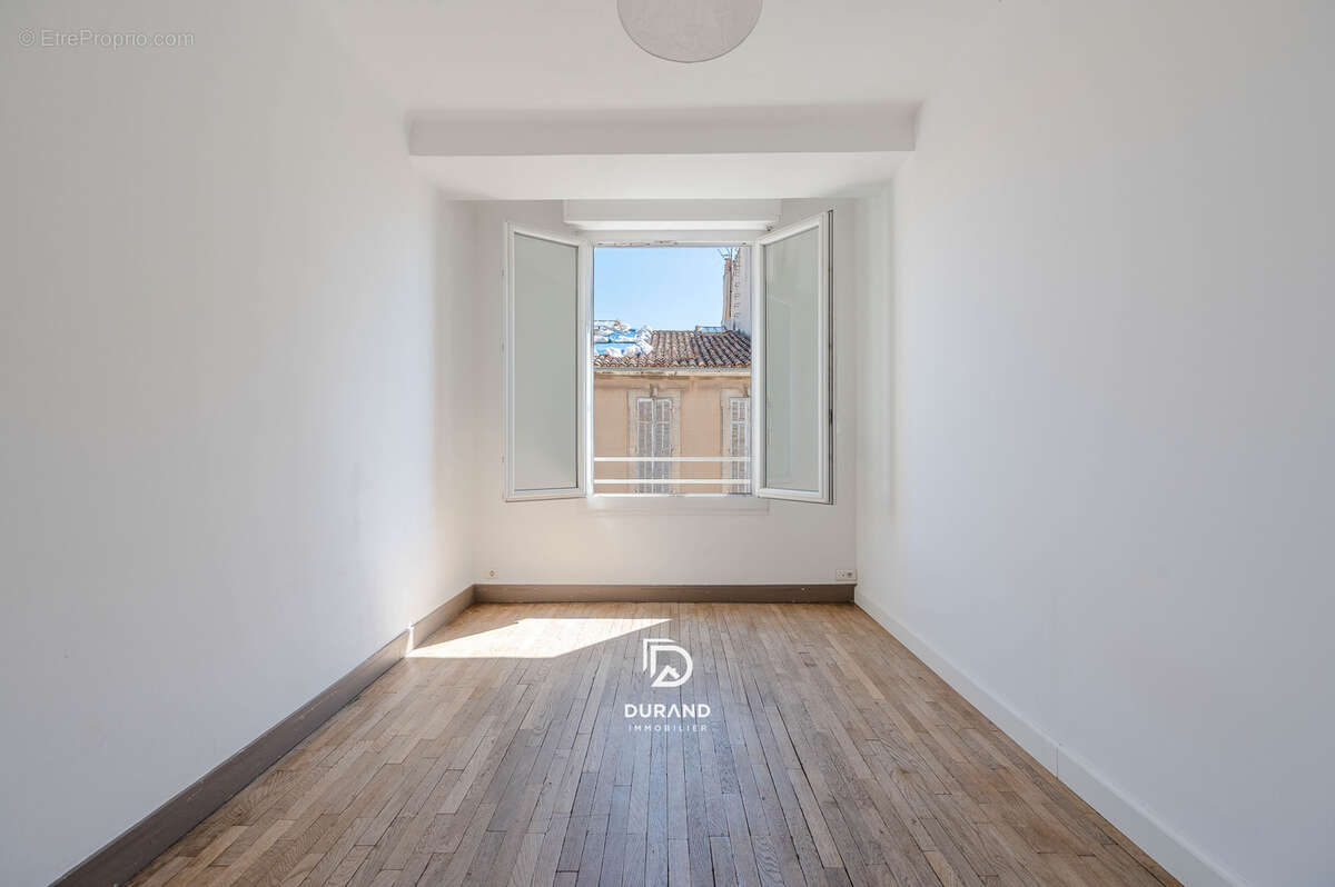 Appartement à MARSEILLE-8E