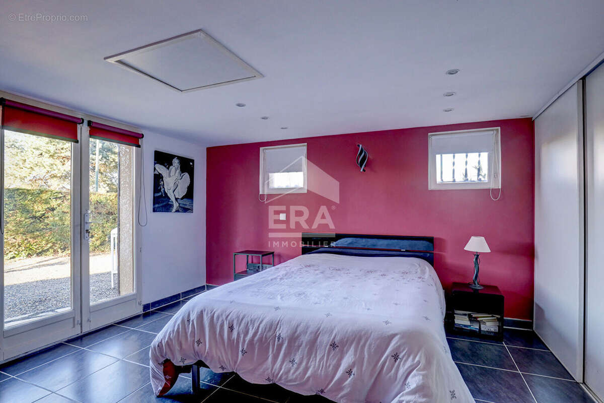 Maison à BRUGUIERES