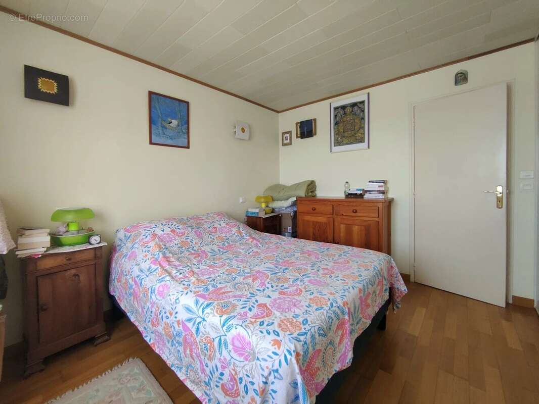 CASTRES GIRONDE, Maison de 154 m² sur 900 m² de terrain - photo 11
