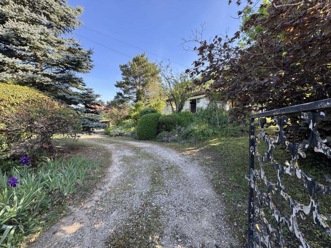 Maison à SAINT-SAVIN