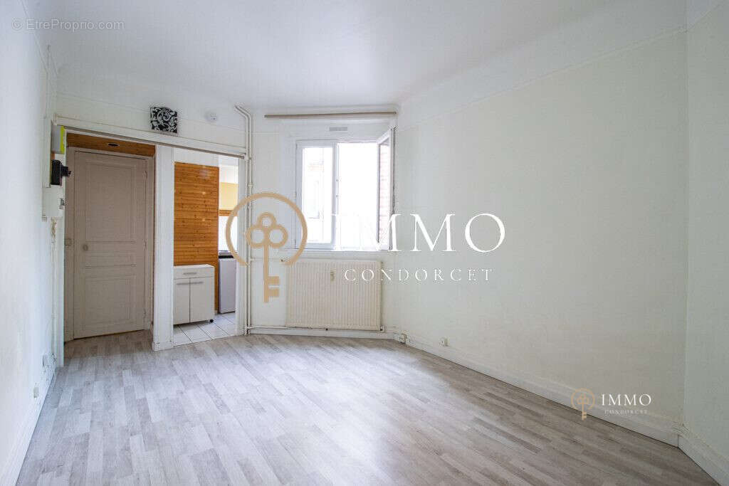 Appartement à PARIS-20E