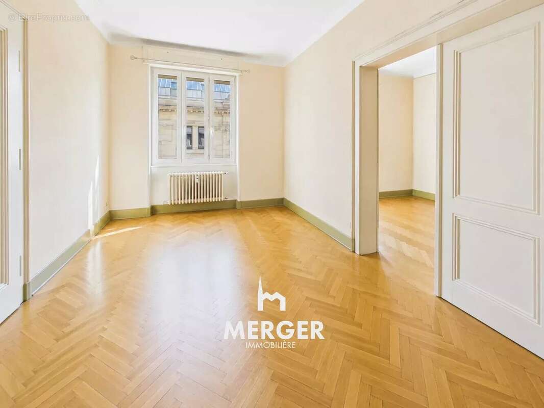 8 pieces 185m²  usage mixte possible - photo 7