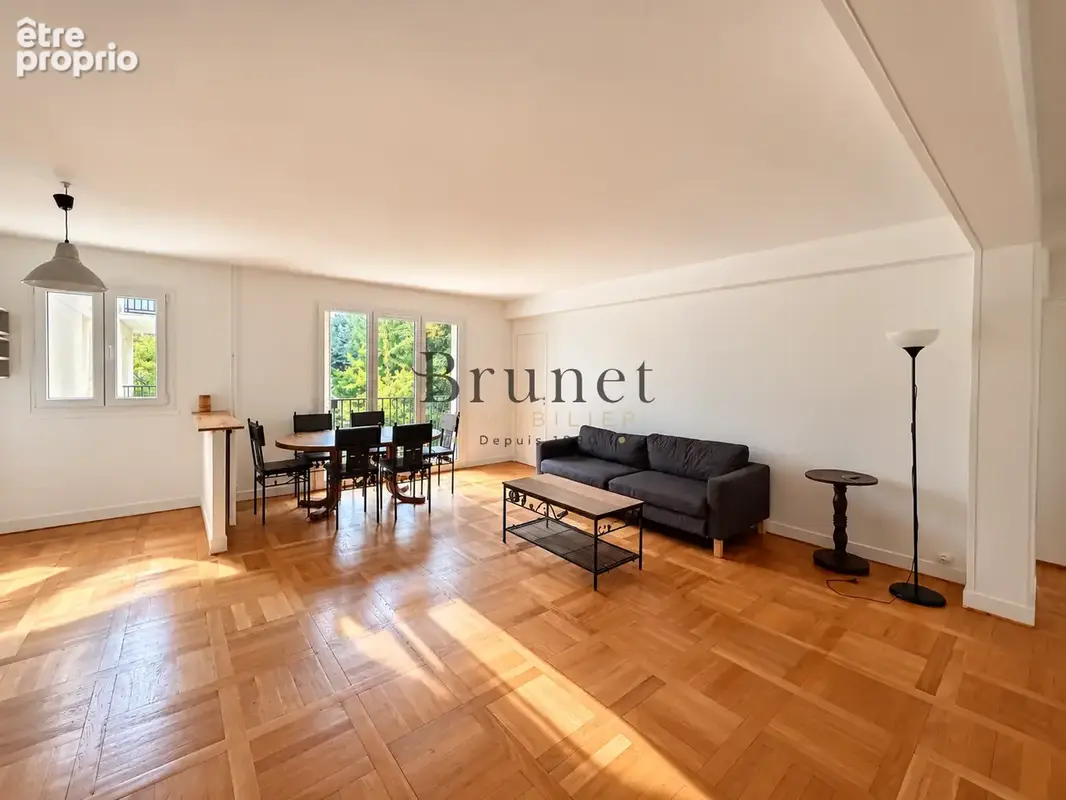Appartement à SAINT-MAUR-DES-FOSSES