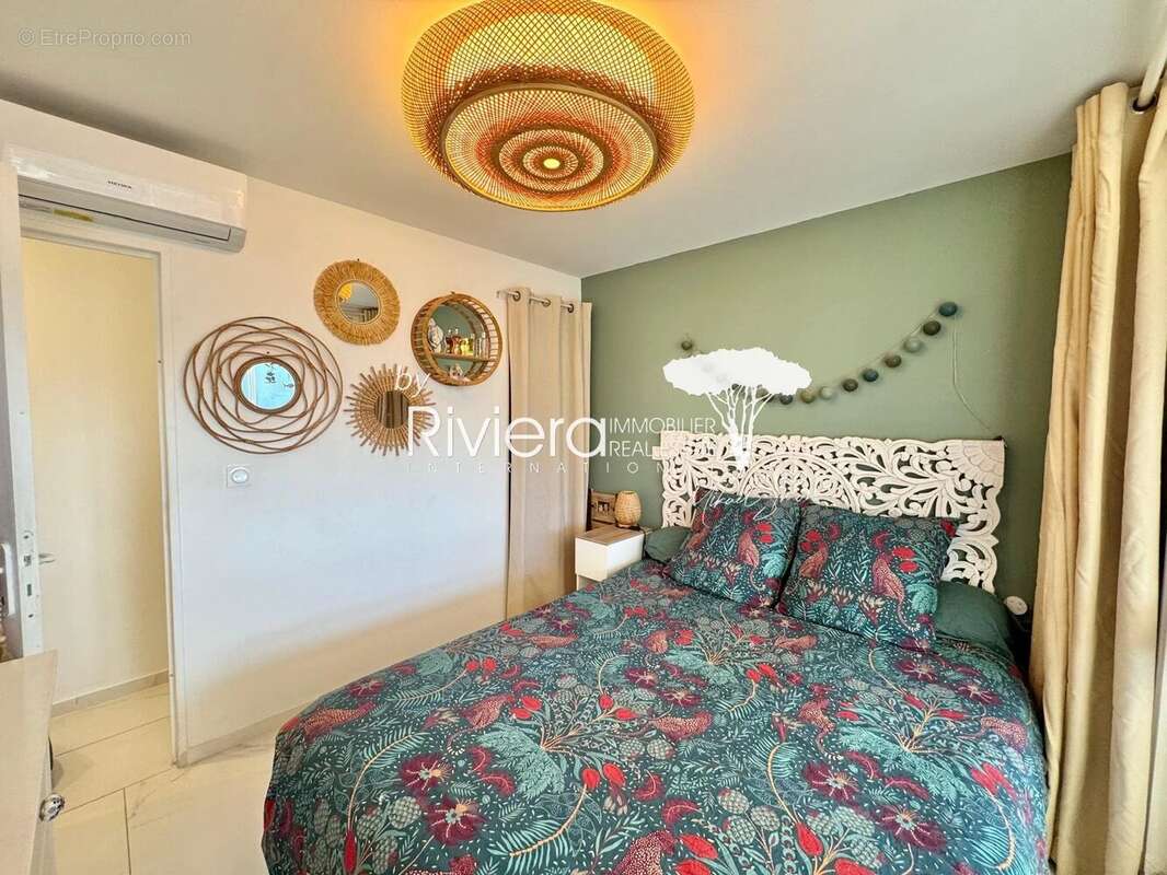 Appartement à LA CROIX-VALMER