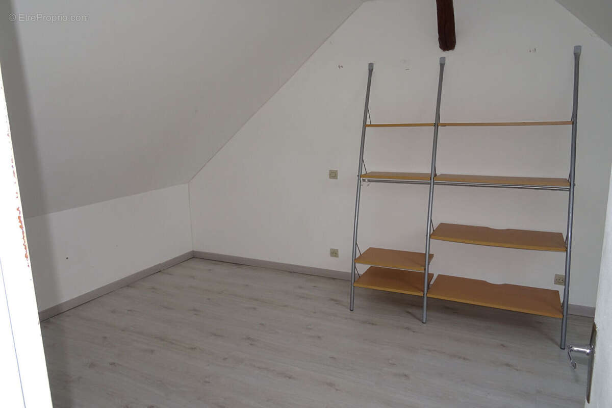 Maison à LA BAZOCHE-GOUET