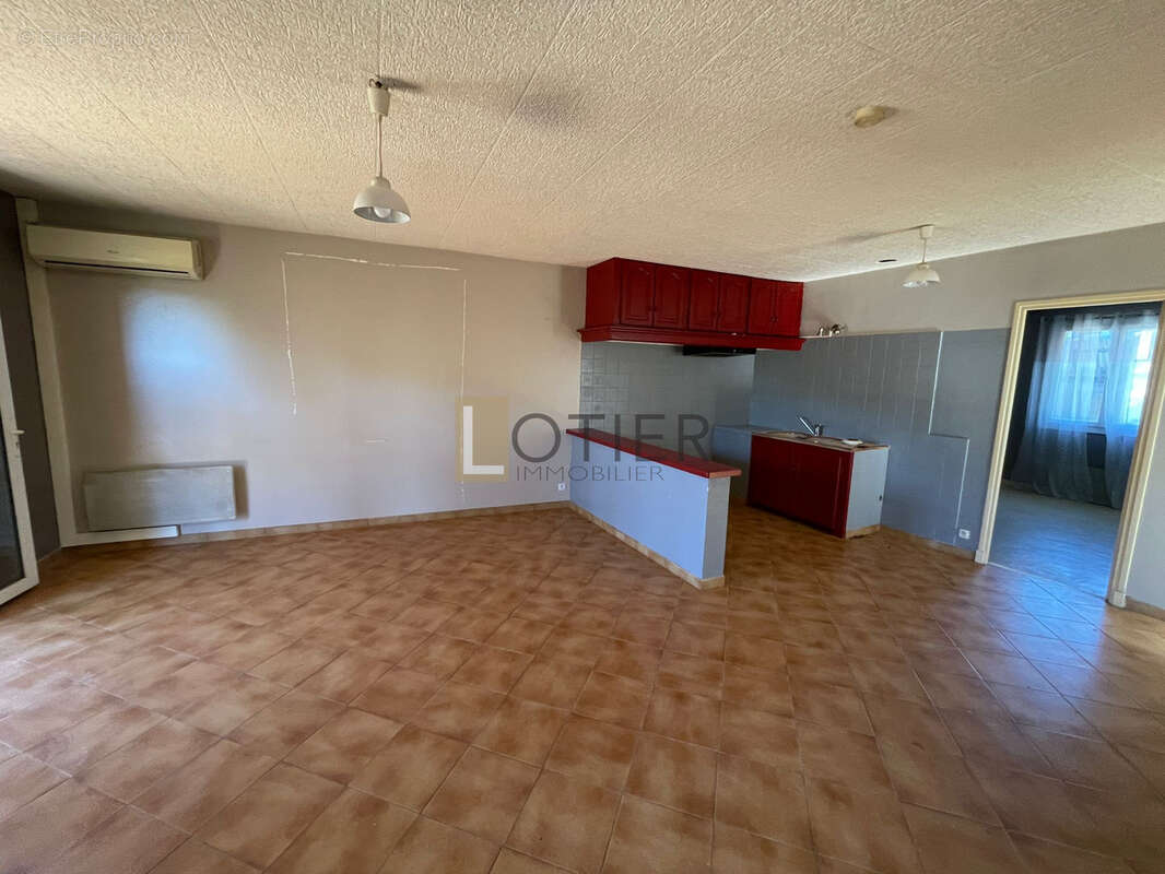 Appartement à CAPENDU