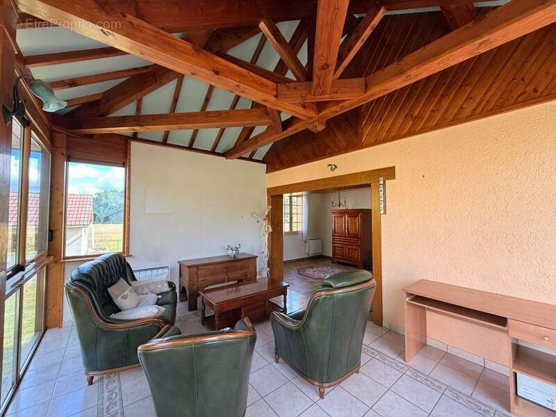 EN EXCLUSIVITE ! Pavillon de 114m², sur sous sol,  terrain de 956m2 180 000 € - photo 7