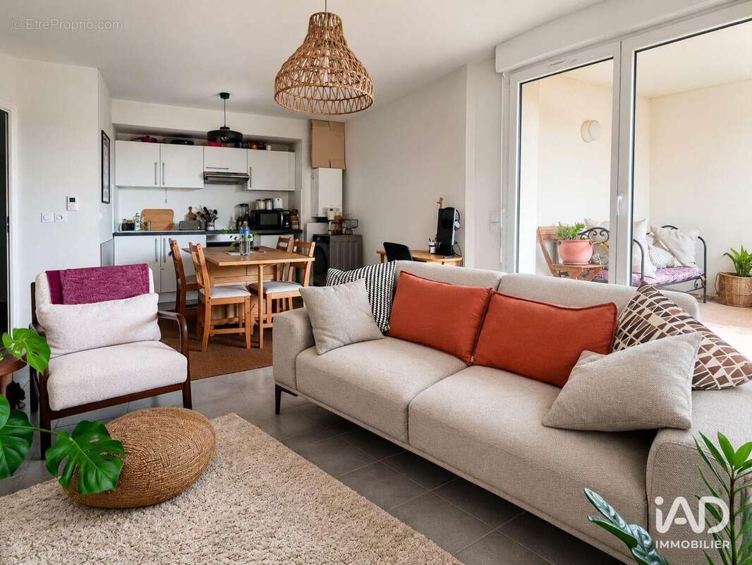 Appartement 45 m² à Villenave-D'ornon  - photo 2
