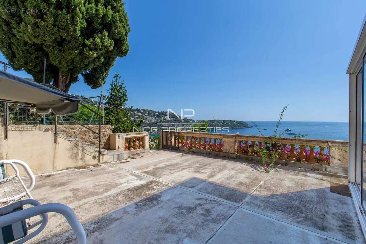 Maison à ROQUEBRUNE-CAP-MARTIN