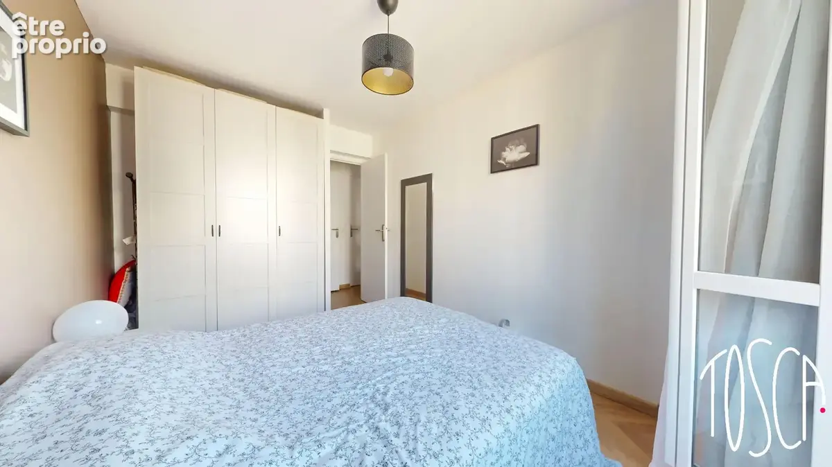 Exclusivité thiais - 2 pieces - balcon - parking - caves x2 - photo 8
