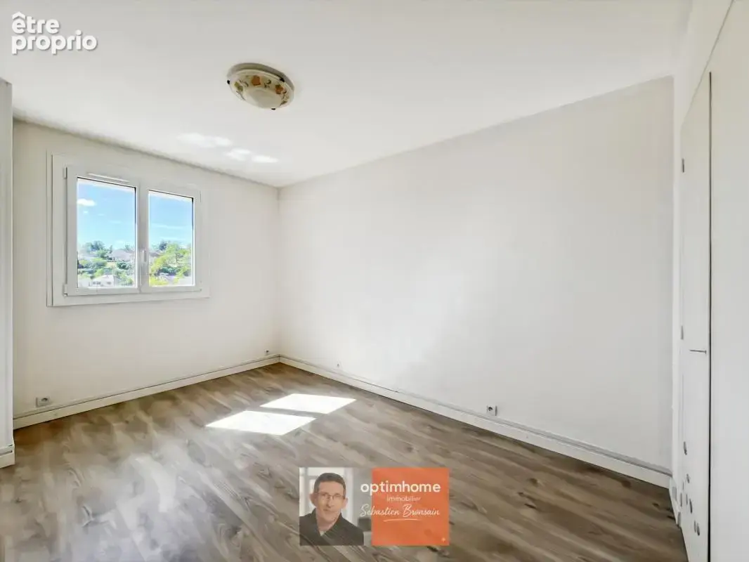 Dole – appartement lumineux 69 m² –  7e étage (ascenseur)– vue panoramique - photo 4