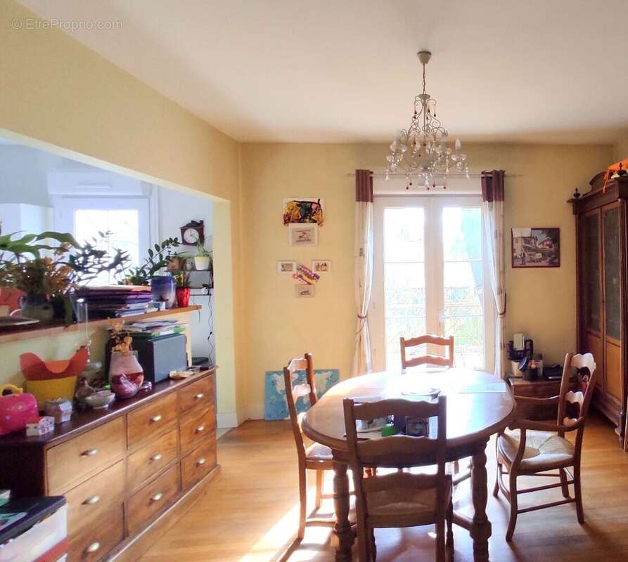 Maison à CHATELLERAULT