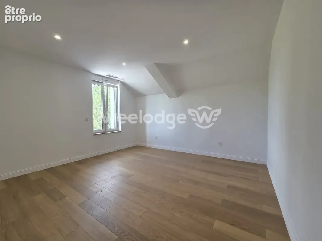 Maison 5 pièces 135 m² à vendre à Neuf-Mesnil (59330) - photo 9