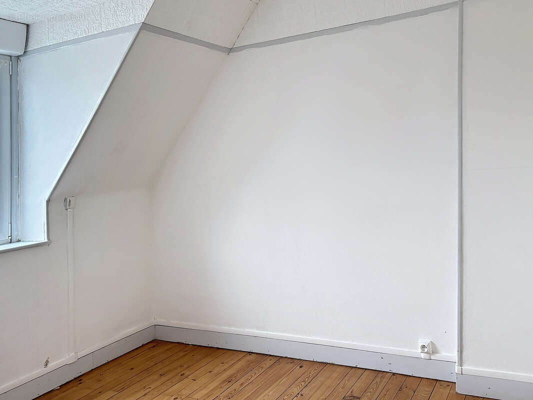 Commerce à SOURDEVAL