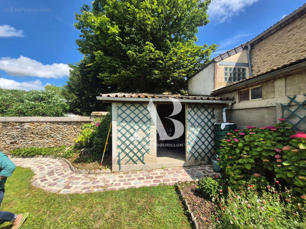 Maison à FONTENAILLES