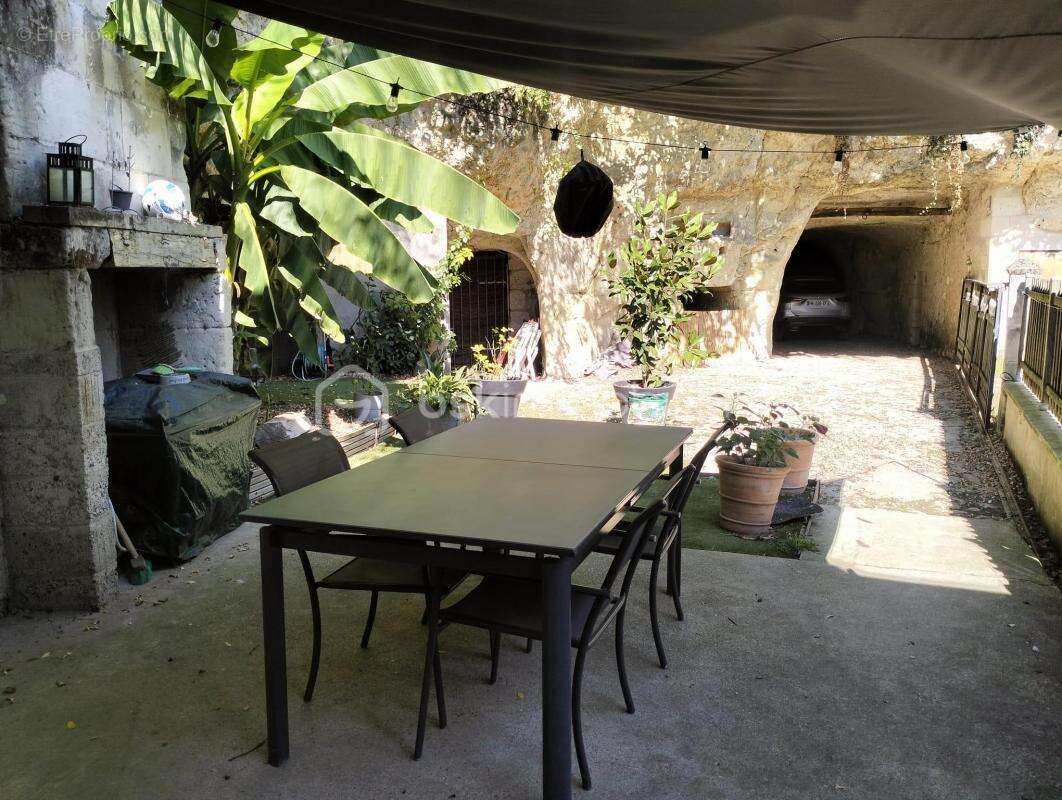 Maison à CINQ-MARS-LA-PILE