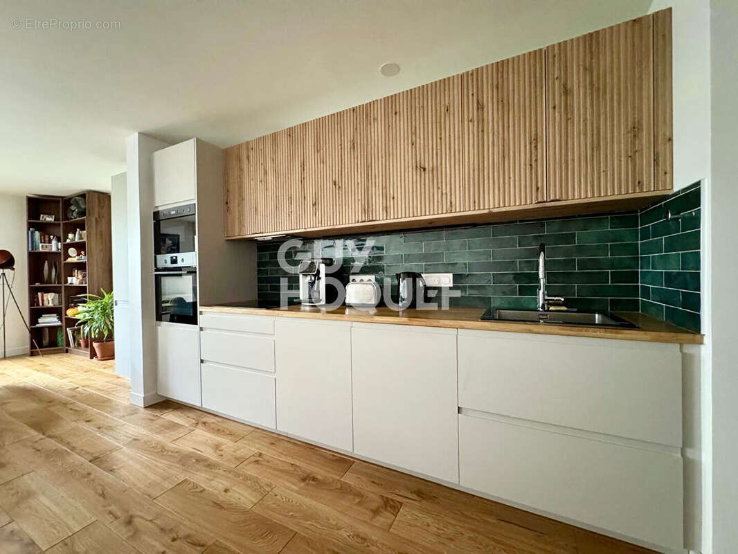 Appartement à PARIS-20E