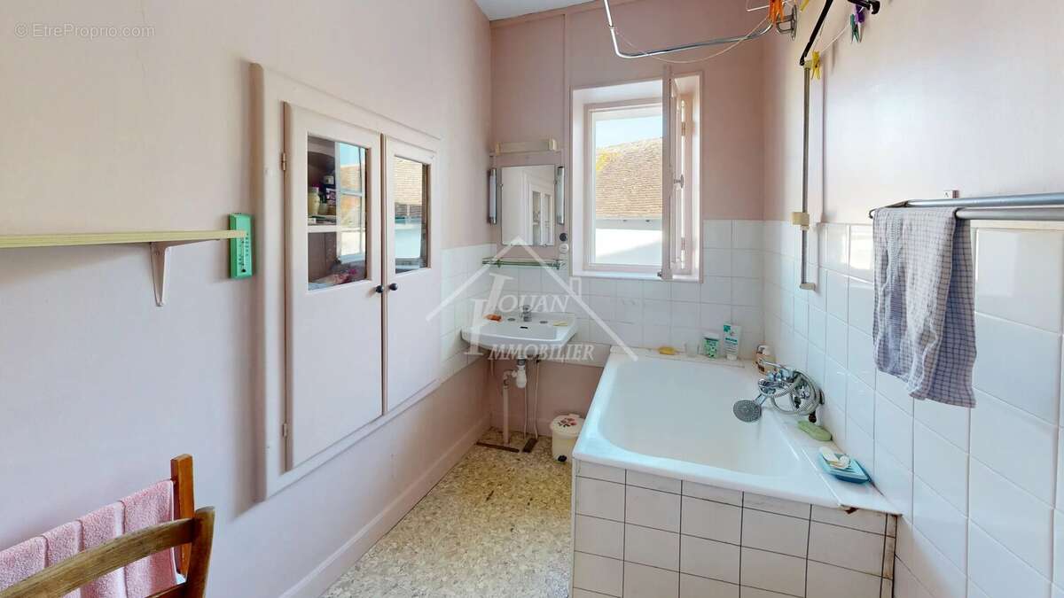 Maison de village avec forge - photo 6