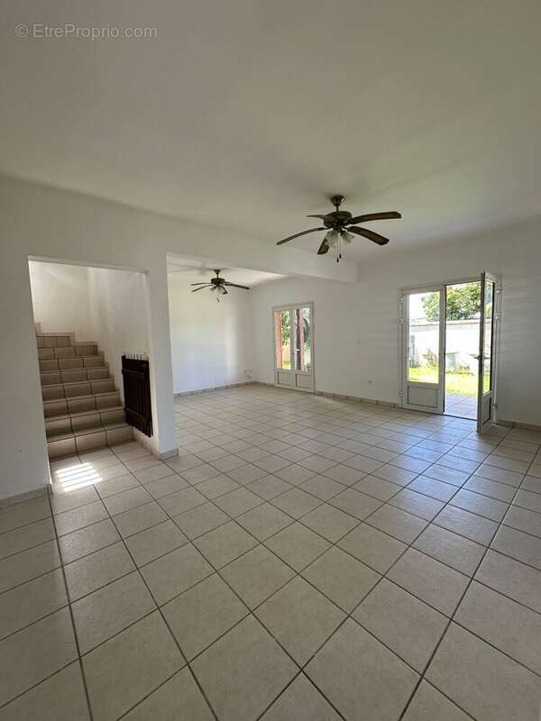 Maison à SAINTE-SUZANNE