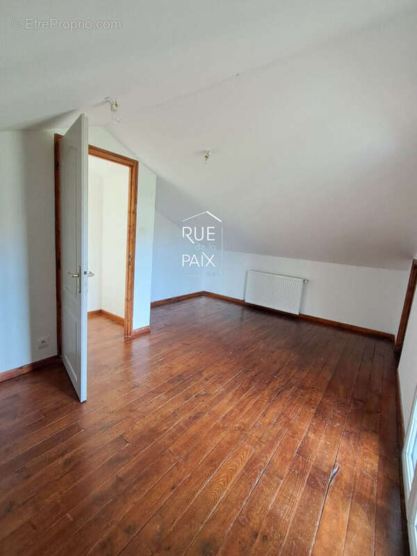 Maison à CHATELLERAULT