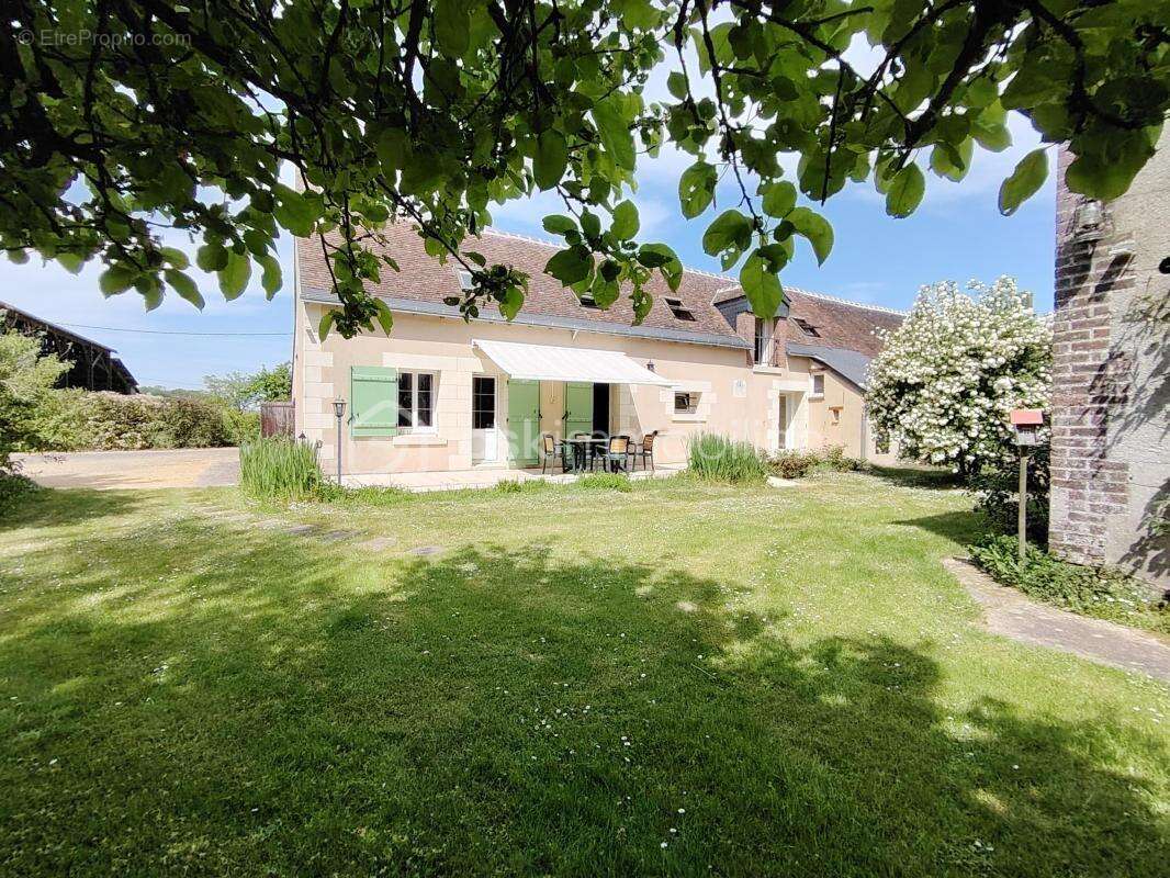 Maison à SAINT-LAURENT-EN-GATINES