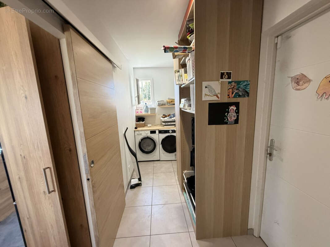 Maison à ESPINASSE-VOZELLE