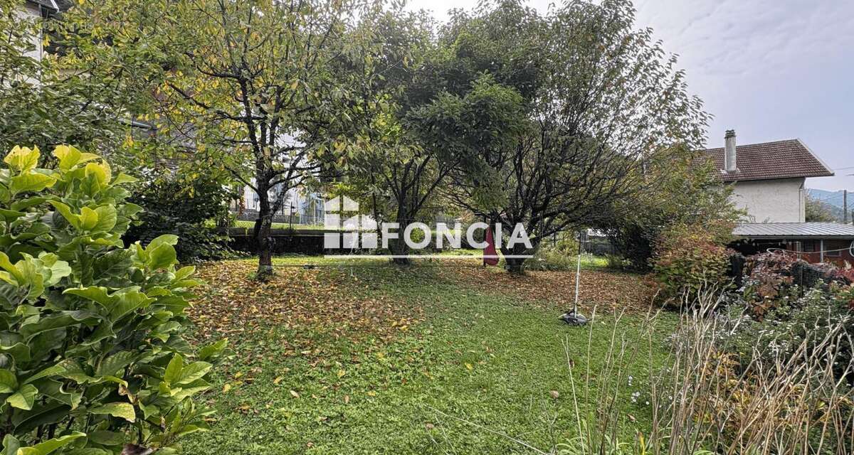 Maison à VILLARD-BONNOT