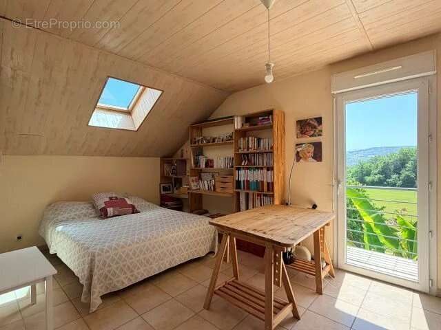 Maison à CERNEX
