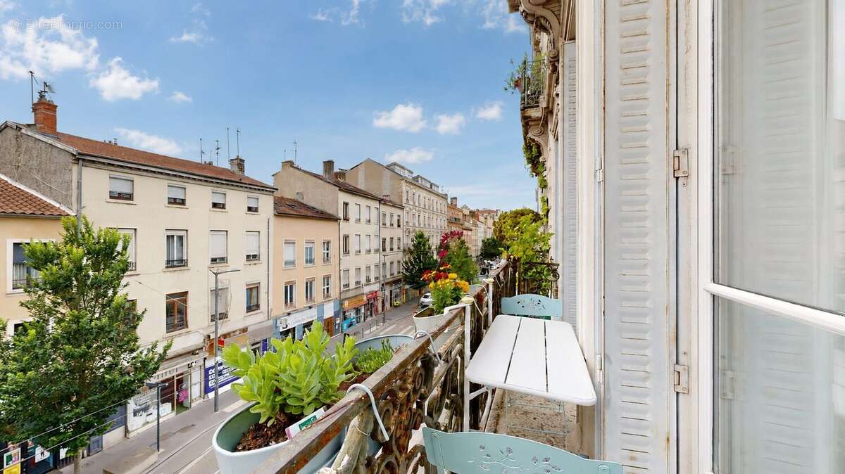 Appartement à LYON-3E