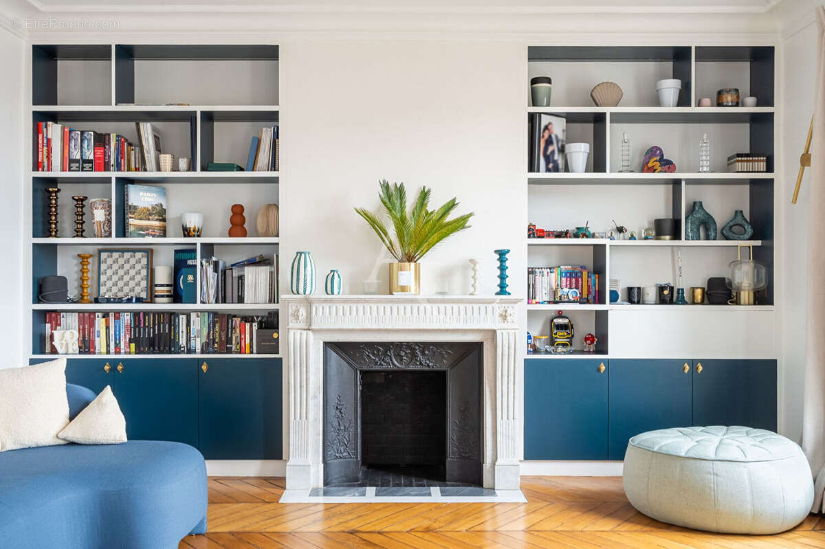 Appartement à PARIS-7E