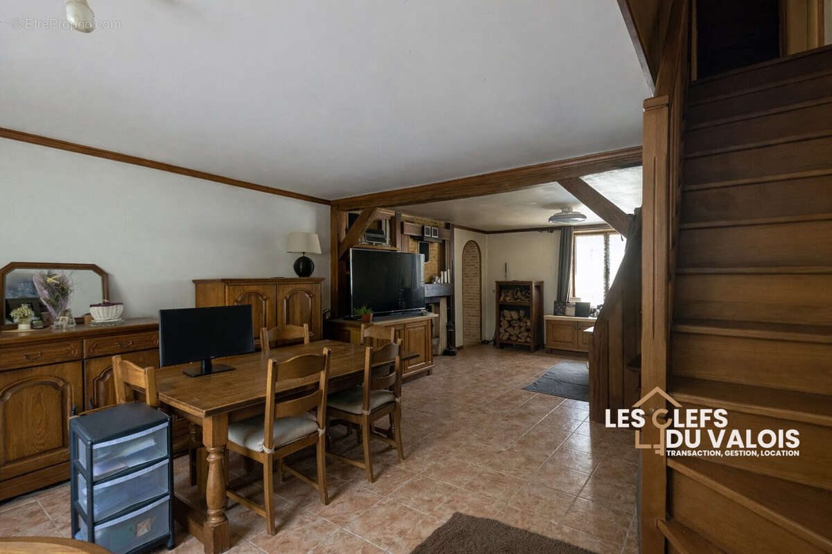 Maison à CUVERGNON