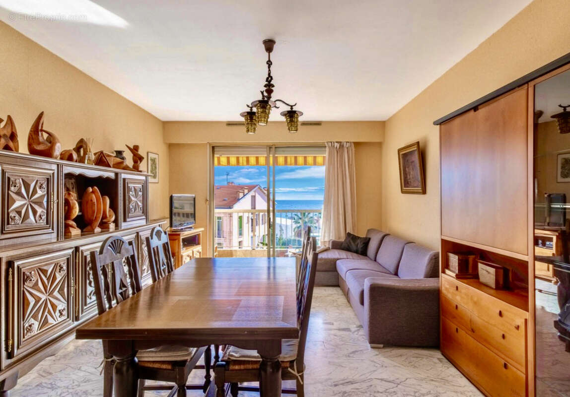 Appartement à BEAULIEU-SUR-MER