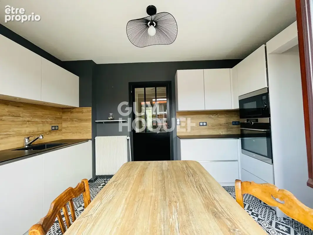 Chamalieres - Appartement type 5 125 m² , terrasse et garage - photo 5